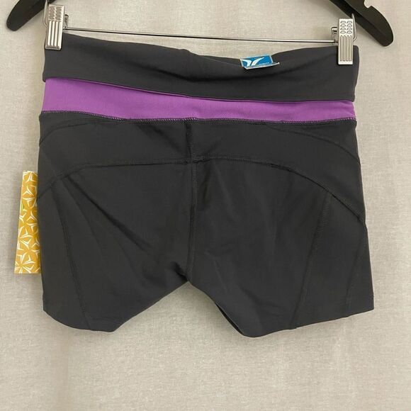 Old Navy biker shorts - Picture 7 of 10